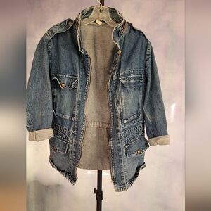 Incredible vintage oversized jean jacket!